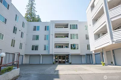 17417 Ashworth Avenue N #303, Shoreline, WA 98133 - Photo 1
