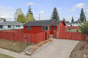 2210 E Harrison St, Tacoma, WA 98404 - Photo 9