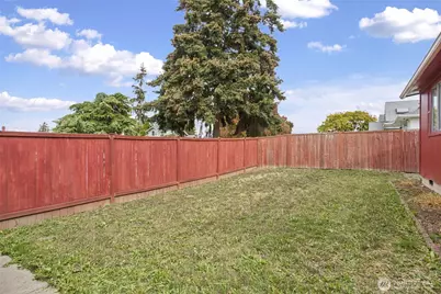 2210 E Harrison Street, Tacoma, WA 98404 - Photo 11