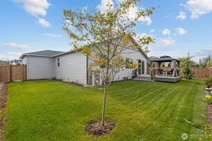 13611 197th St E, Graham, WA 98338 - Photo 23