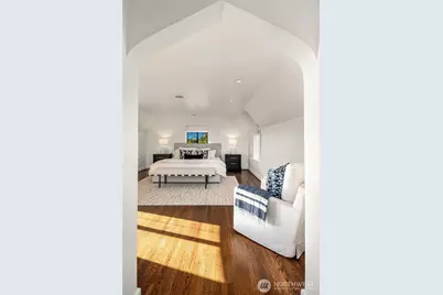1990 Magnolia Blvd Way W, Seattle, WA 98199 - Photo 19