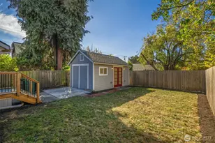 8007 Wallingford Ave N, Seattle, WA 98103 - Photo 25