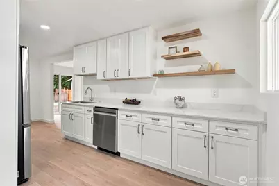 8520 9th Pl NE, Lake Stevens, WA 98258 - Photo 9