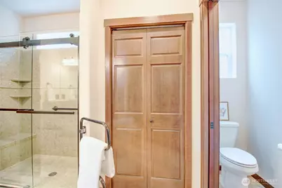 546 Timberland Loop, Mount Vernon, WA 98273 - Photo 19