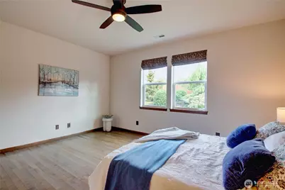 546 Timberland Loop, Mount Vernon, WA 98273 - Photo 15