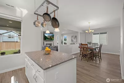5541 Buckhorn Way, Mount Vernon, WA 98273 - Photo 11
