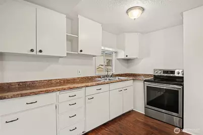 10515 Woodinville Drive #3, Bothell, WA 98011 - Photo 11