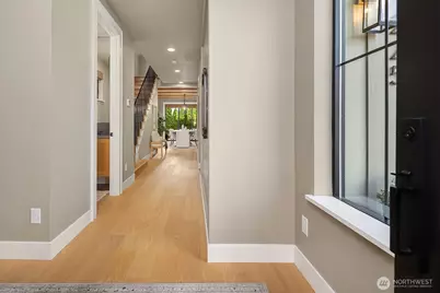 225 3rd Avenue S, Kirkland, WA 98033 - Photo 3