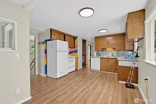 1370 NE Vena Ave, Bremerton, WA 98311 - Photo 9