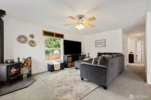 27078 Wagner Cir NE, Kingston, WA 98346 - Photo 5