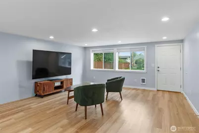 9329 53rd Avenue S #2, Seattle, WA 98118 - Photo 7