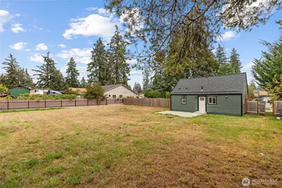 10228 Alaska Street S, Tacoma, WA 98444 - Photo 5