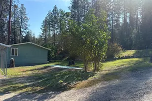 13 Pine Grove St, Republic, WA 99166 - Photo 5