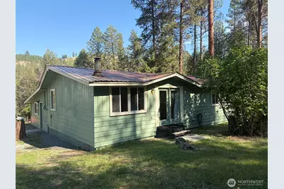 13 Pine Grove Street, Republic, WA 99166 - Photo 3