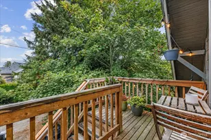 108 NE 61st St, Seattle, WA 98115 - Photo 31