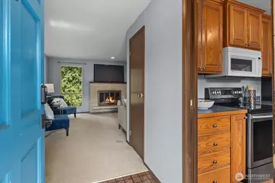 9917 38th Place SE, Lake Stevens, WA 98258 - Photo 3