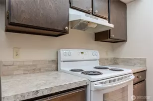 9904 NE 124th St, Kirkland, WA 98034 - Photo 13