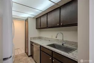 9904 NE 124th St, Kirkland, WA 98034 - Photo 11