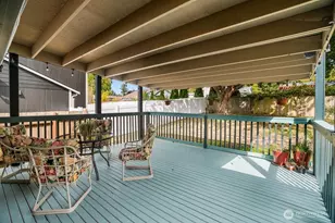 1289 Halsey Dr, Coupeville, WA 98239 - Photo 9