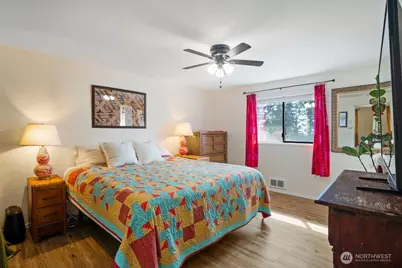 1289 Halsey Drive, Coupeville, WA 98239 - Photo 13
