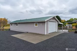 20271 Linden Rd NW, Soap Lake, WA 98851 - Photo 5