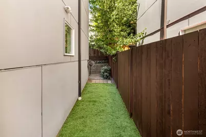 2450 NW 61st Street, Seattle, WA 98107 - Photo 25