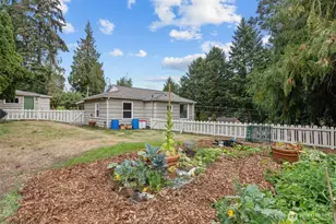 5901 Oceanview Blvd NE, Bremerton, WA 98311 - Photo 37