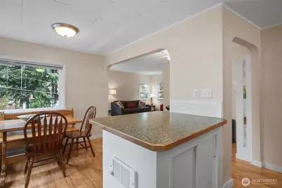 5901 Oceanview Boulevard NE, Bremerton, WA 98311 - Photo 19