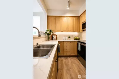 13000 Admiralty Way #C302, Everett, WA 98204 - Photo 7