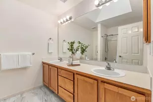 8748 NE Rosario Pl, Bainbridge Island, WA 98110 - Photo 29