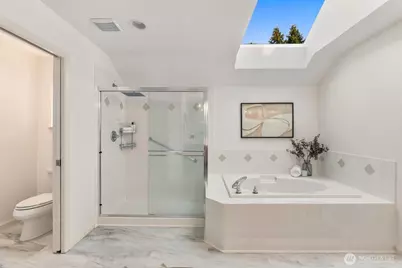 8748 NE Rosario Place, Bainbridge Island, WA 98110 - Photo 25