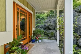 474 Glen Hollow Pl SW, Bainbridge Island, WA 98110 - Photo 3