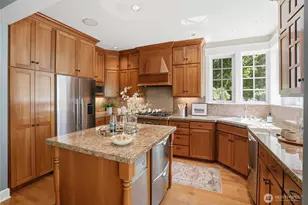 474 Glen Hollow Pl SW, Bainbridge Island, WA 98110 - Photo 7