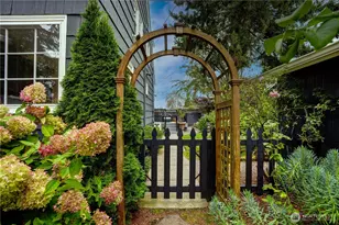 3911 N 8th St, Tacoma, WA 98406 - Photo 5