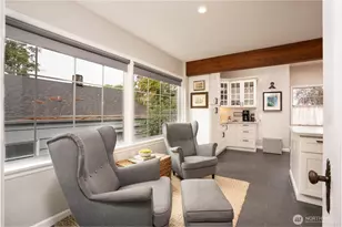 3911 N 8th St, Tacoma, WA 98406 - Photo 9