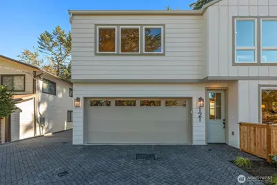 121 N 136th Street, Seattle, WA 98133 - Photo 33