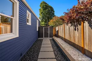 3022 W Smith St, Seattle, WA 98199 - Photo 29
