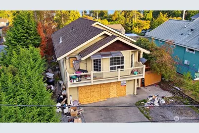 10452 12th Avenue SW, Seattle, WA 98146 - Photo 3