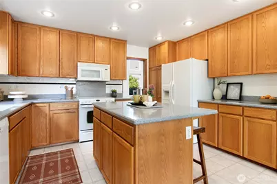17803 50th Court S, SeaTac, WA 98188 - Photo 9
