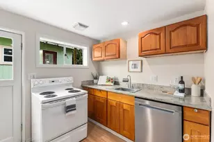 3318 20th Ave S, Seattle, WA 98144 - Photo 27