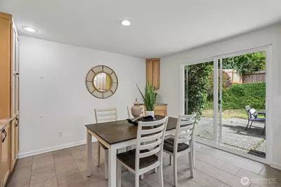 26 151st Place NE, Bellevue, WA 98007 - Photo 9