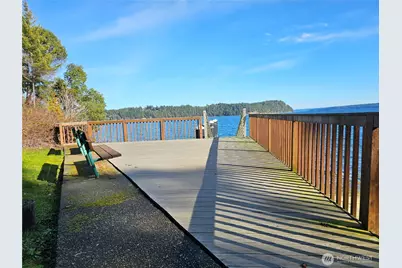 121 Bay View Avenue, Brinnon, WA 98320 - Photo 17