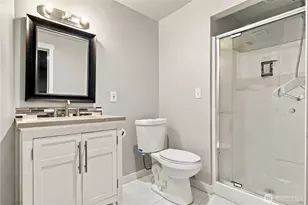 16135 Densmore Ave N, Shoreline, WA 98133 - Photo 27