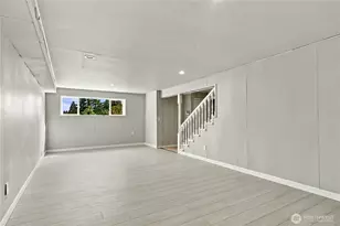 16135 Densmore Ave N, Shoreline, WA 98133 - Photo 21