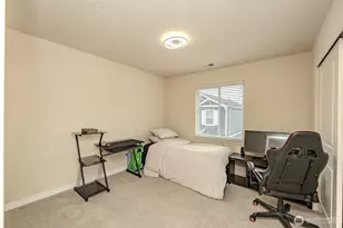 1737 Hillcrest Loop, Mount Vernon, WA 98274 - Photo 19