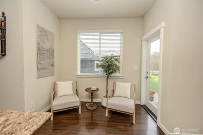 1737 Hillcrest Loop, Mount Vernon, WA 98274 - Photo 11