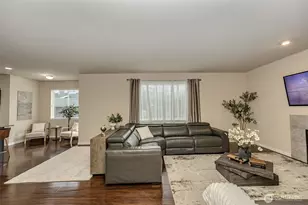 1737 Hillcrest Loop, Mount Vernon, WA 98274 - Photo 7