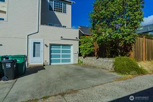 2761 NW 65th St, Seattle, WA 98117 - Photo 3