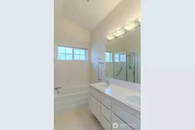 2761 NW 65th Street, Seattle, WA 98117 - Photo 31