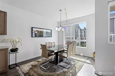13706 Manor Way #D2, Lynnwood, WA 98087 - Photo 9